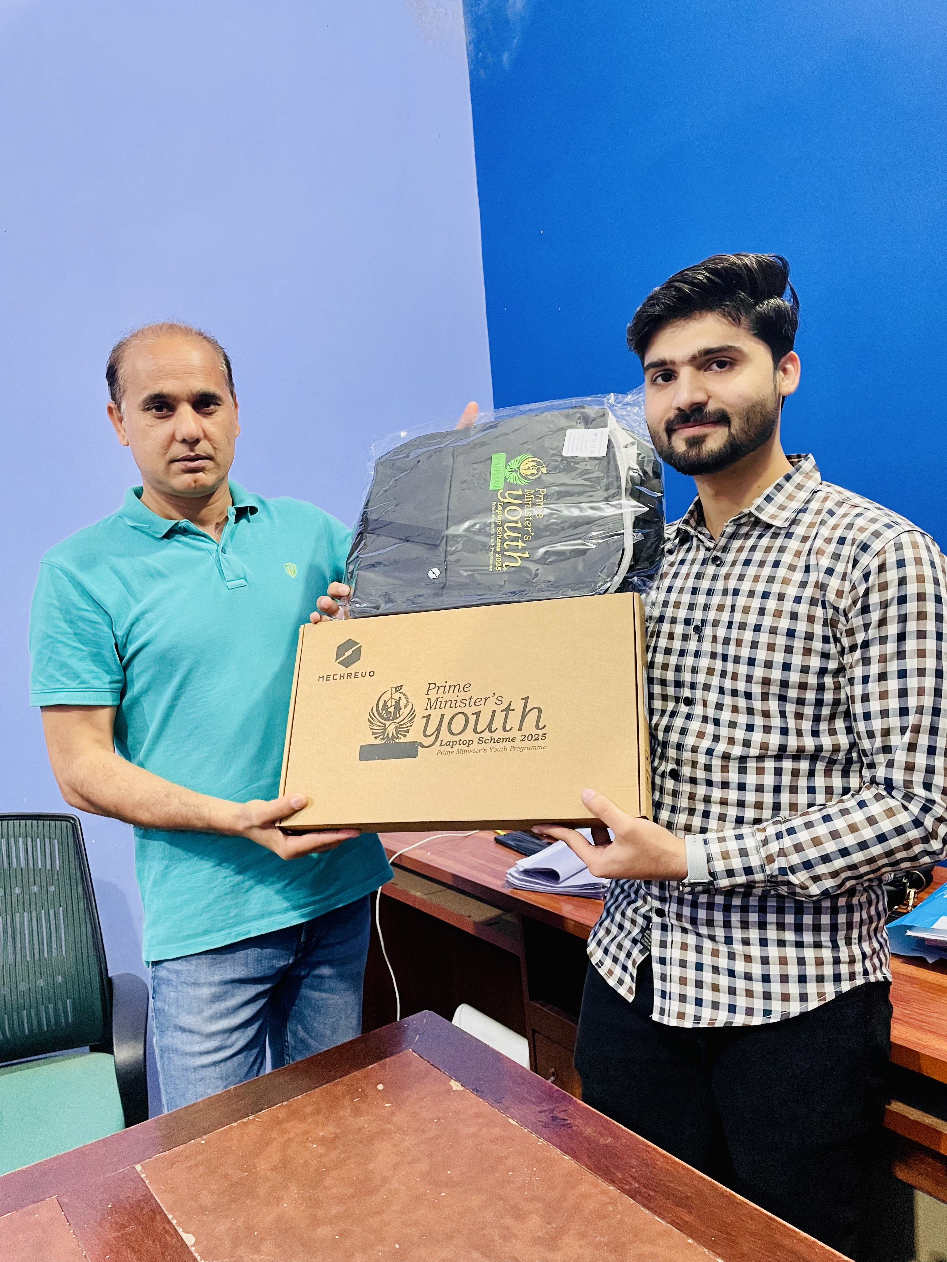 Muhammad Hamza Laptop Achivement from Head of department